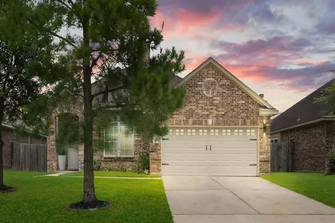 1024 Shadow Glenn Dr, Conroe, TX 77301 photo 1