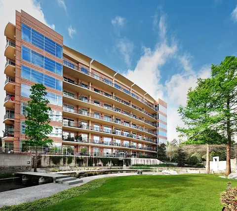 3 Waterway Ct #4D, The Woodlands, TX 77380