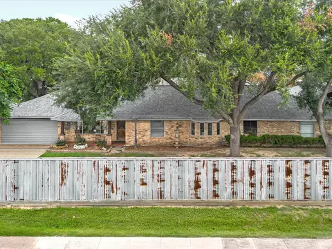 810 Martin St, Houston, TX 77018