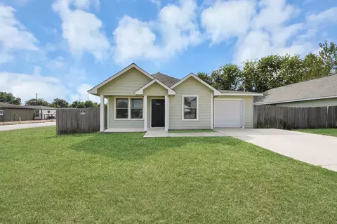 4222 Mallow St, Houston, TX 77051