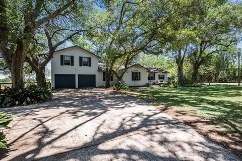 6018 Pleak Rd, Pleak, TX 77469