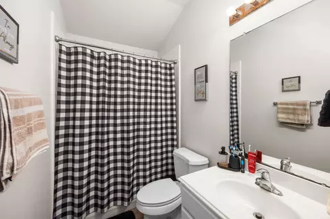 Bath - 927 Spring Source Pl, Spring, TX 77373 photo 3 of 3