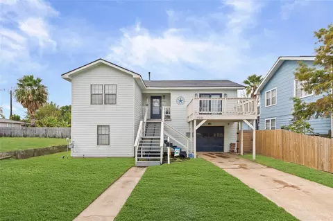 1901 Bayou Homes Dr, Galveston, TX 77551