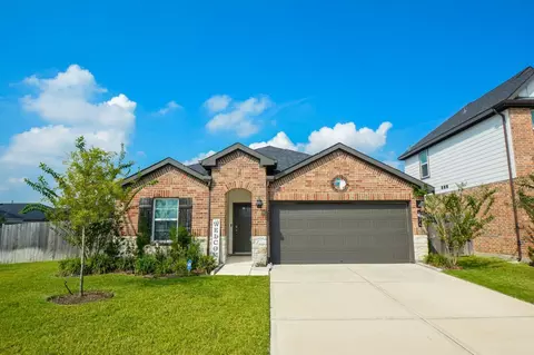 4974 Arvida Ln, Fresno, TX 77545