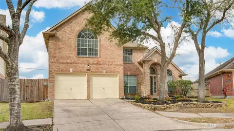 1427 Basswood Springs Ct, Houston, TX 77062