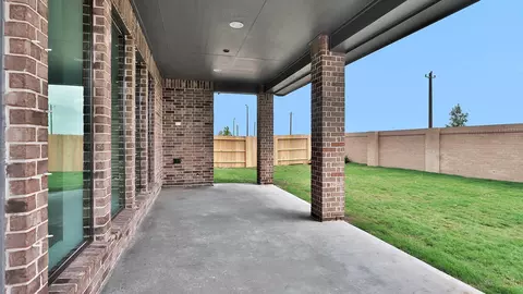 Exterior - 2811 Pathway Crest Ln, Webster, TX 77598 photo 2 of 3