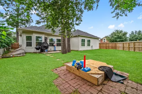 Exterior - 23803 Spring Way Dr, Spring, TX 77373 photo 5 of 9