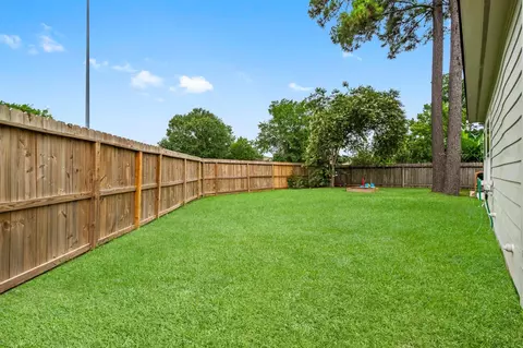 Exterior - 23803 Spring Way Dr, Spring, TX 77373 photo 6 of 9