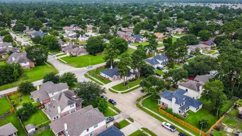 View/Area - 23803 Spring Way Dr, Spring, TX 77373 photo 3 of 7