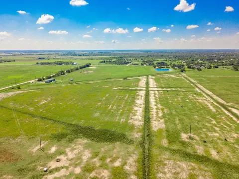 0 Polak Rd, Wallis, TX 77485
