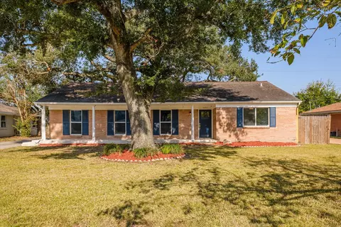 5258 Willowbend Blvd, Houston, TX 77096