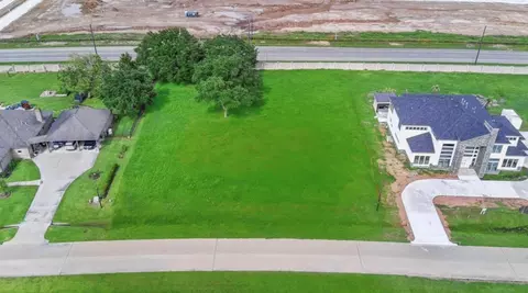 8402 Lofty Pnes, Richmond, TX 77406