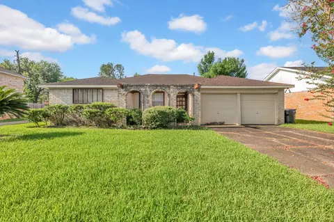 6907 Krause Dr, Missouri City, TX 77489
