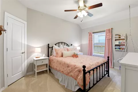 Bedroom - 17834 Maple Ash Dr, Spring, TX 77379 photo 4 of 5