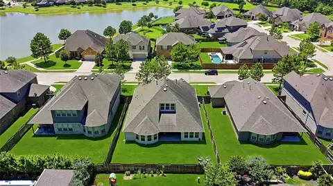 View/Area - 17834 Maple Ash Dr, Spring, TX 77379 photo 4 of 13