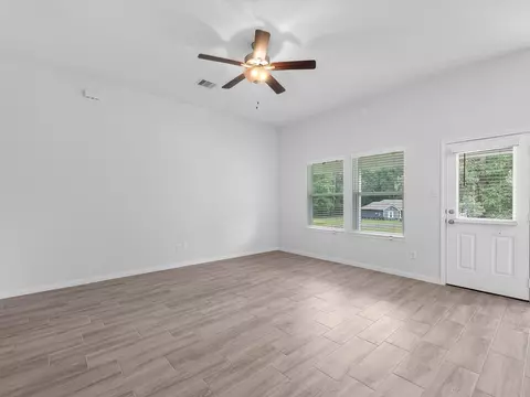 Living - 48 Fairway, Trinity, TX 75862 photo 1 of 2