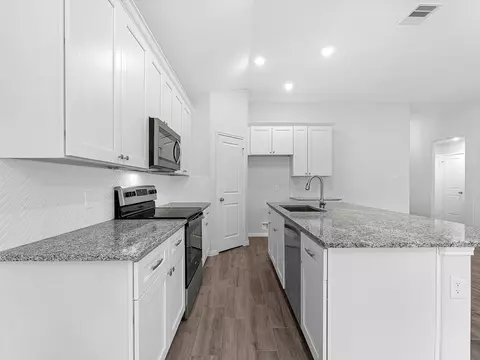 Kitchen - 48 Fairway, Trinity, TX 75862 photo 2 of 2