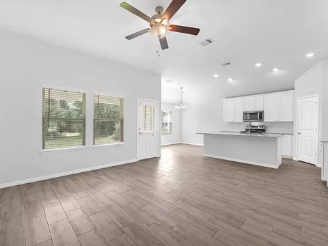 Living - 48 Fairway, Trinity, TX 75862 photo 2 of 2