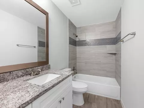 Bath - 48 Fairway, Trinity, TX 75862 photo 2 of 2