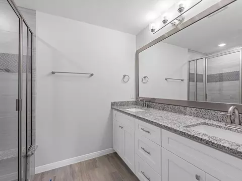 Bath - 48 Fairway, Trinity, TX 75862 photo 1 of 2