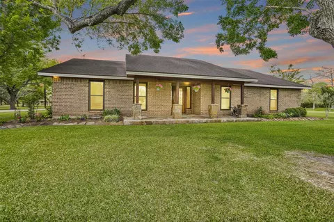 4402 Spears Rd, Manvel, TX 77578