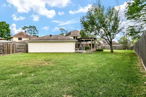 Exterior - 20423 Forest Dr, Spring, TX 77388 photo 7 of 9
