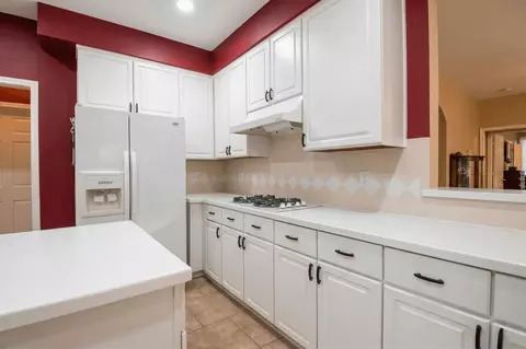 Kitchen - 20423 Forest Dr, Spring, TX 77388 photo 5 of 8
