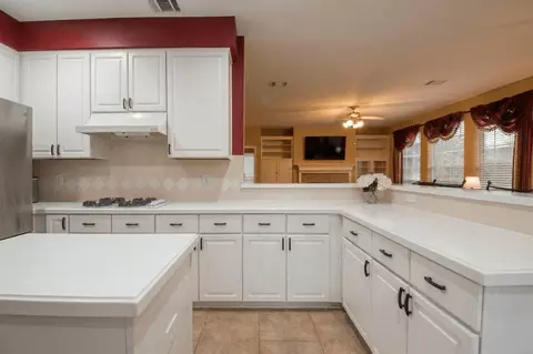 Kitchen - 20423 Forest Dr, Spring, TX 77388 photo 7 of 8