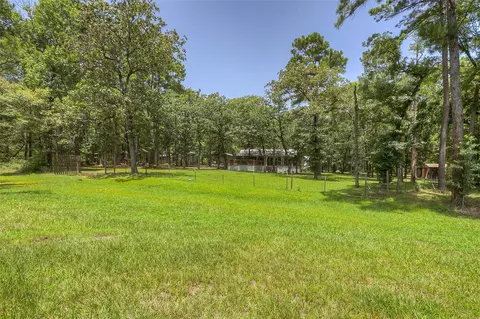 Exterior - 250 Red Bird Ln, Trinity, TX 75862 photo 12 of 16
