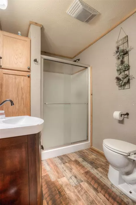 Bath - 250 Red Bird Ln, Trinity, TX 75862 photo 1 of 4