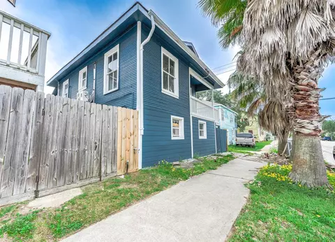 1312 Jack Johnson Blvd, Galveston, TX 77550