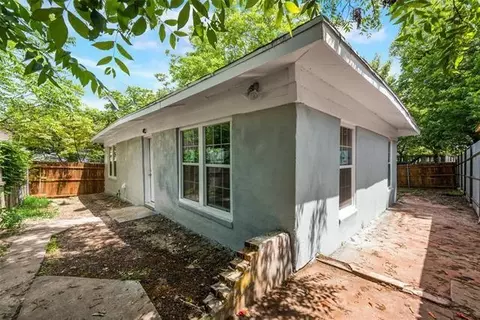 2612 Harwood St, Fort Worth, TX 76103