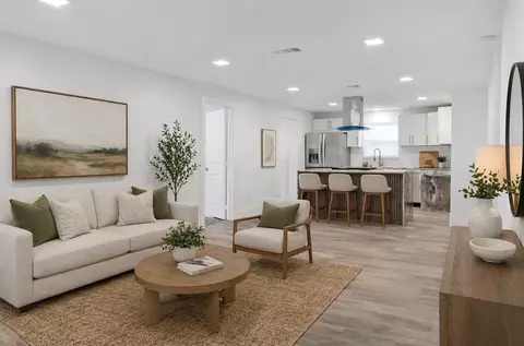 4618 Mallow St, Houston, TX 77051