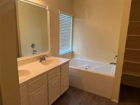 Bath - 3031 Peerless Pass Ct, Spring, TX 77373 photo 1 of 4