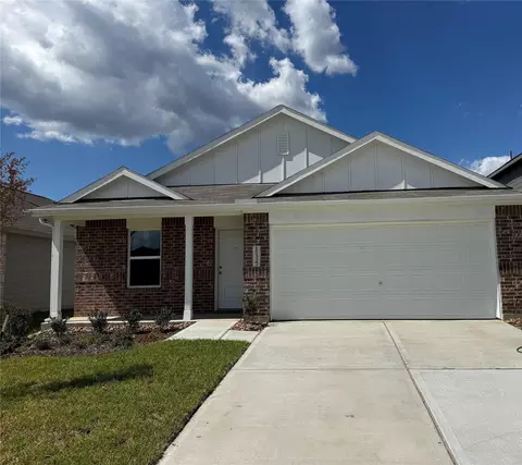 8 Robin Ct, Angleton, TX 77515 photo 1