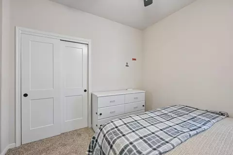 Bedroom - 716 Killam Dr, Temple, TX 76502 photo 4 of 8