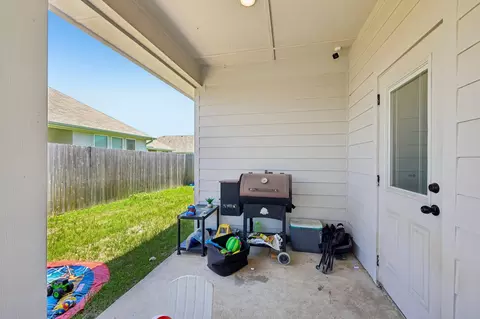 Exterior - 716 Killam Dr, Temple, TX 76502 photo 7 of 9