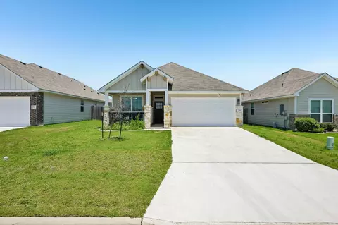 Exterior - 716 Killam Dr, Temple, TX 76502 photo 2 of 9