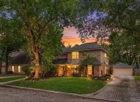 3031 Falling Brook Dr, Kingwood, TX 77345