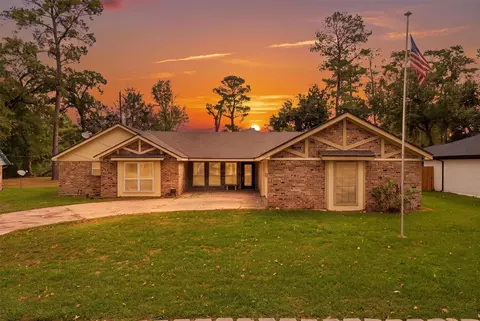 1718 Laurel Springs Ln, Kingwood, TX 77339