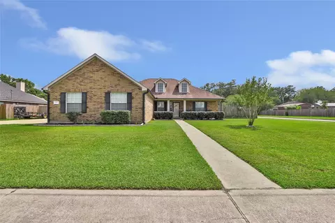 200 Milo St, Dayton, TX 77535