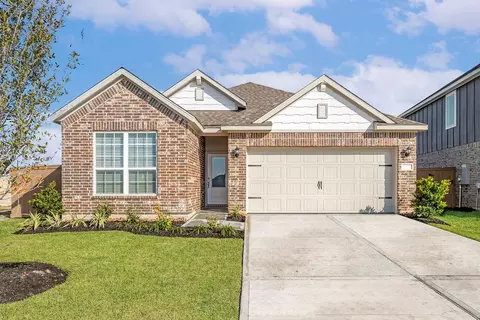 8951 New Jade Dr, Iowa Colony, TX 77583