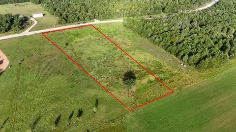 400 Vineyard View Trl, Carmine, TX 78932