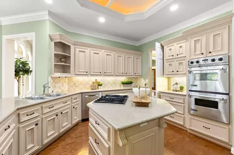 Kitchen - 6610 Radley Dr, Spring, TX 77379 photo 3 of 4