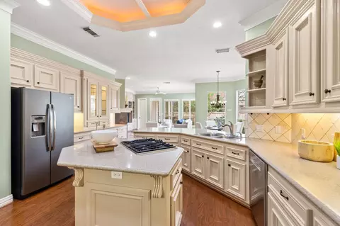 Kitchen - 6610 Radley Dr, Spring, TX 77379 photo 4 of 4