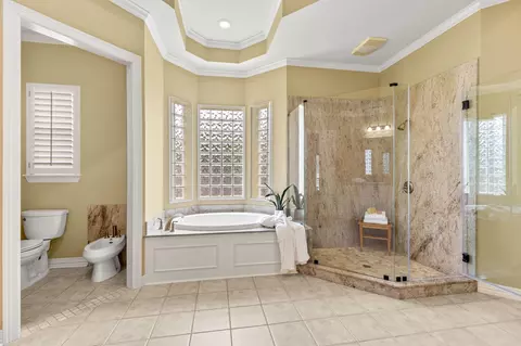 Bath - 6610 Radley Dr, Spring, TX 77379 photo 4 of 7