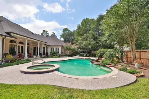 Exterior - 6610 Radley Dr, Spring, TX 77379 photo 8 of 11
