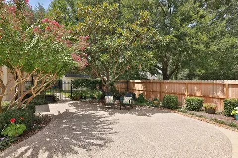 Exterior - 6610 Radley Dr, Spring, TX 77379 photo 10 of 11
