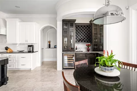 Kitchen - 64 S Parkgate Cir, The Woodlands, TX 77381 photo 2 of 4