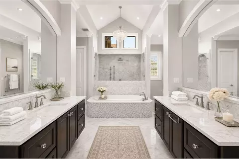 Bath - 64 S Parkgate Cir, The Woodlands, TX 77381 photo 2 of 4